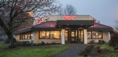 Shari's Cafe & Pies-A.jpg