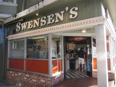 Swensen's Ice Cream.jpg
