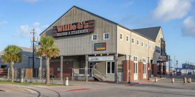 Willie G's Seafood & Steaks.jpg